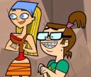 lindsay from total drama island|Beth and Lindsay 